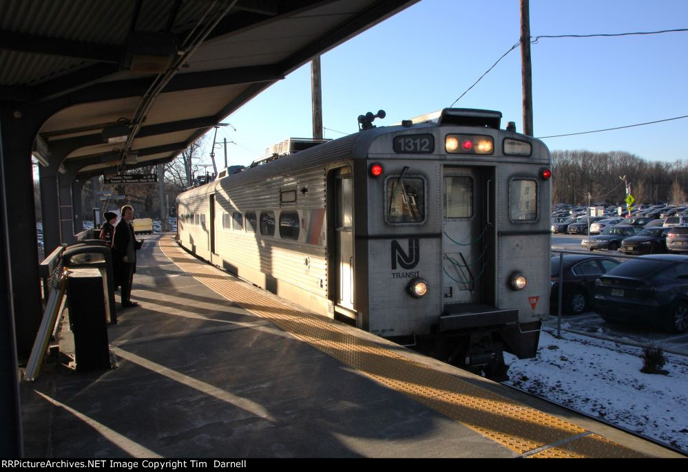 NJT 1312 on the Princeton shuttle